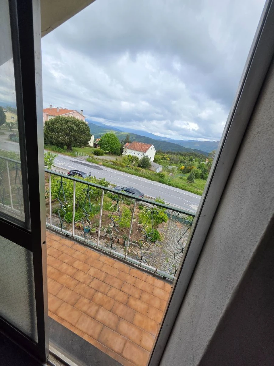 Moradia T3 para Arrendamento em Estrada nacional 17 Foto 24