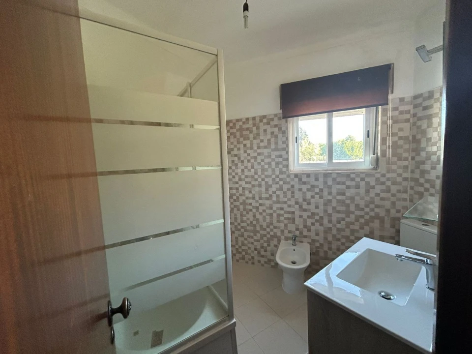 Moradia T3 para Venda em Aveiras de Cima Foto 12