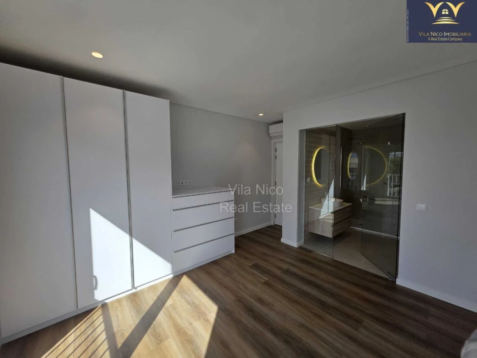 Apartamento T3 para Venda em portimao Foto 11