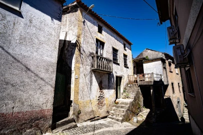 Moradia T3 para Venda em Cheira