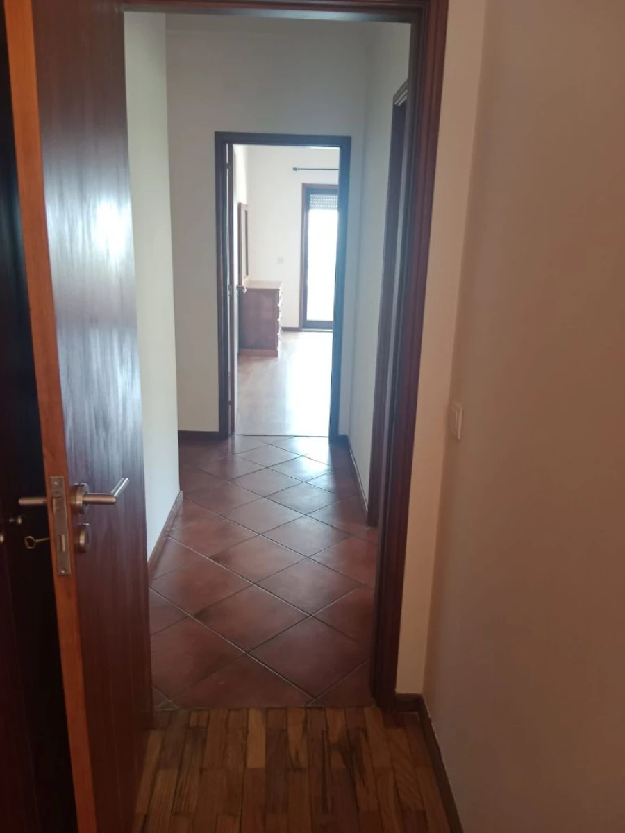 Apartamento T3 para Venda em Bustelo Foto 2