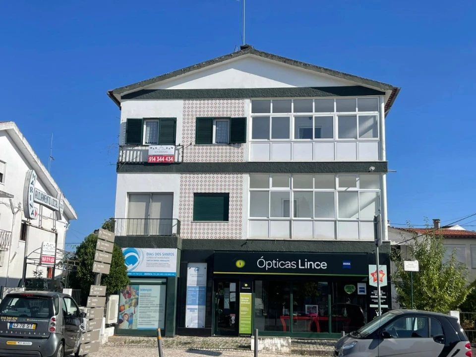 Prédio para Venda em Vila Nova de Foz Côa Foto 2