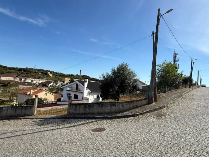 Terreno P/ Prédio para Venda em Almendra Foto 3