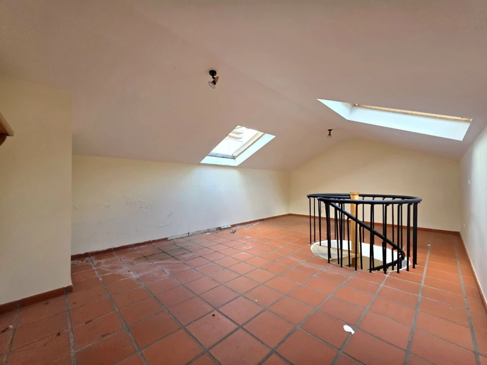 Apartamento T1 para Venda em Funchal Foto 7