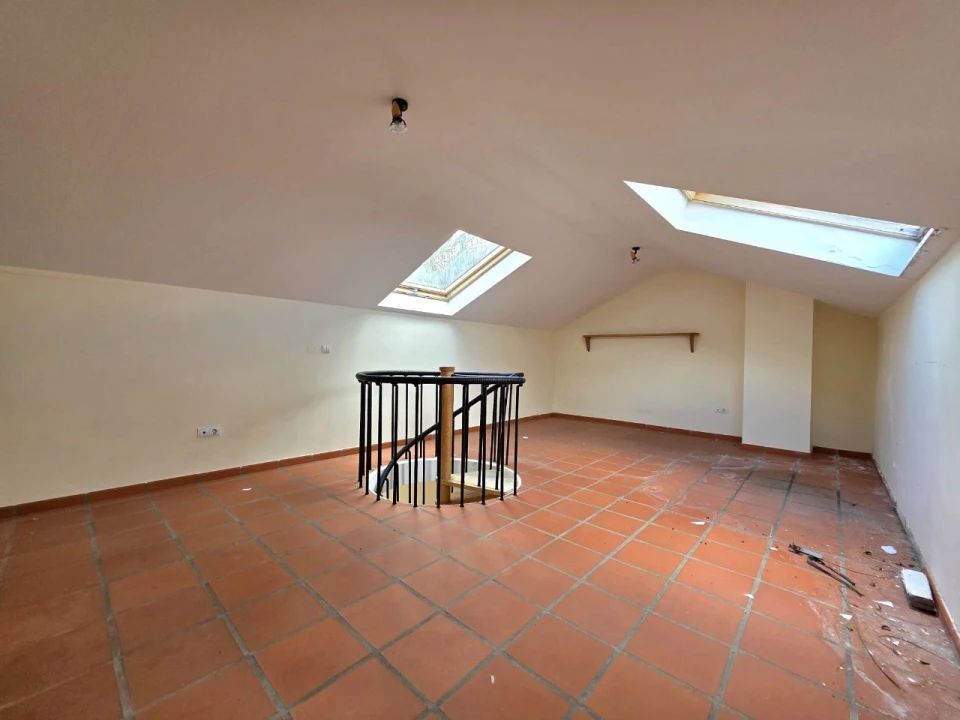 Apartamento T1 para Venda em Funchal Foto 8