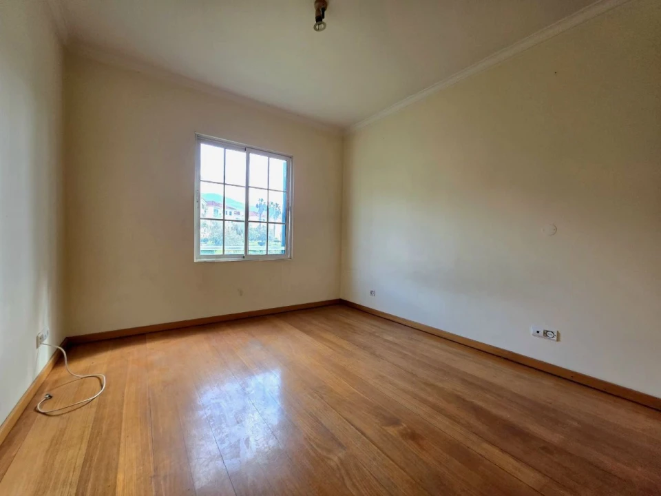 Apartamento T1 para Venda em Funchal Foto 16