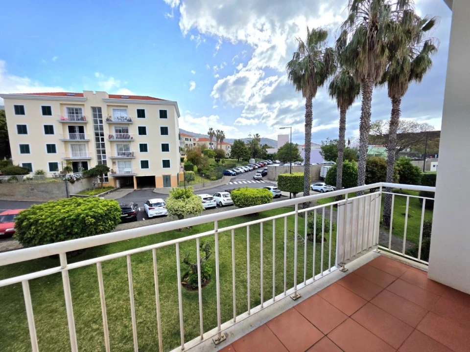 Apartamento T1 para Venda em Funchal Foto 23