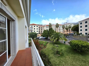 Apartamento T1 para Venda em Funchal