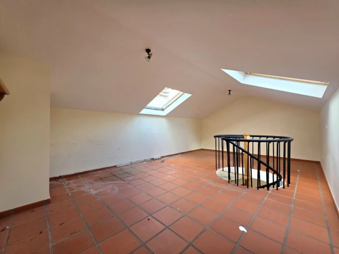 Apartamento T1 para Venda em Funchal Foto 7