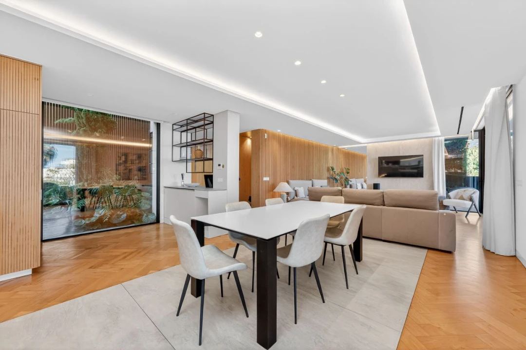 Moradia T4 para Venda em Funchal Foto 11