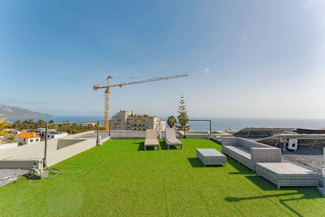 Moradia T4 para Venda em Funchal Foto 37