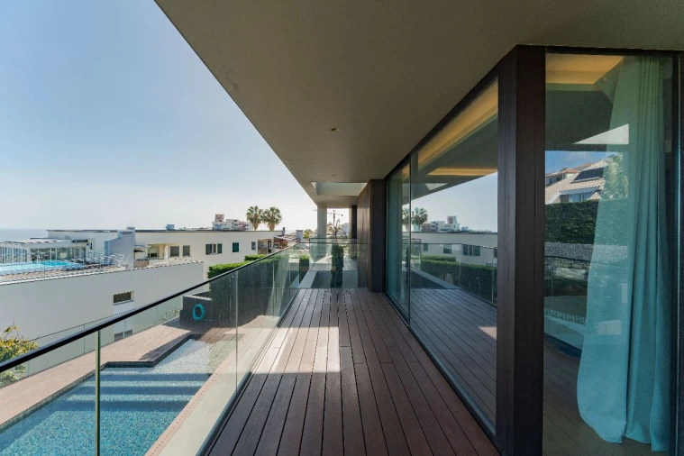 Moradia T4 para Venda em Funchal Foto 33