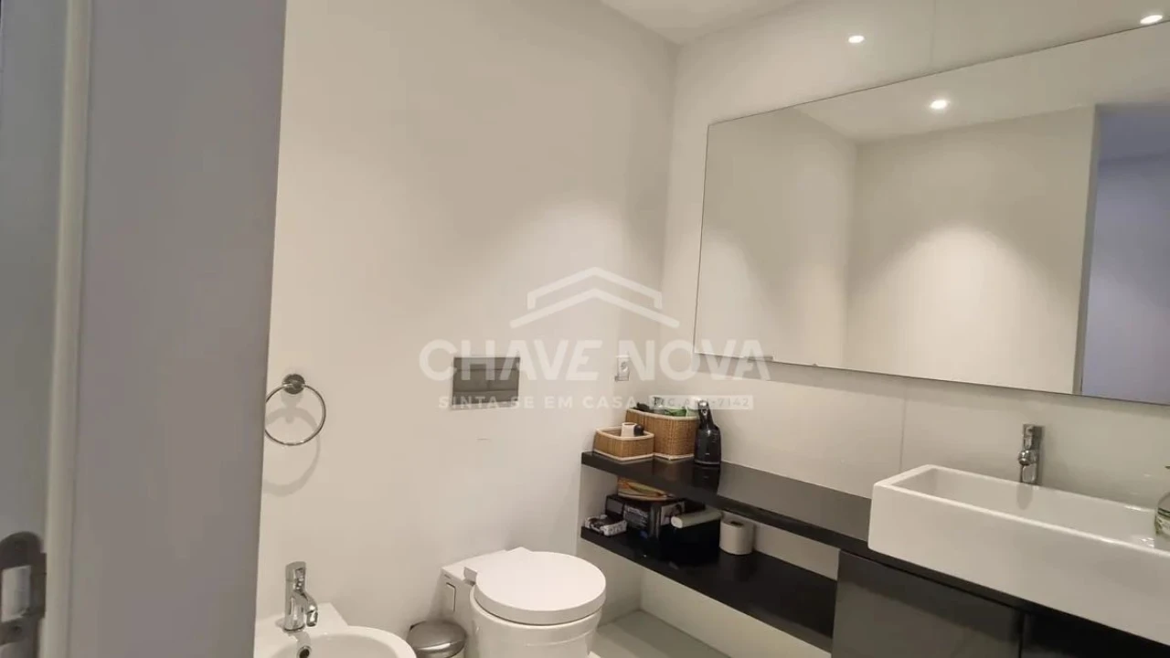 Apartamento T3 para Venda em Vila Nova de Gaia Foto 3