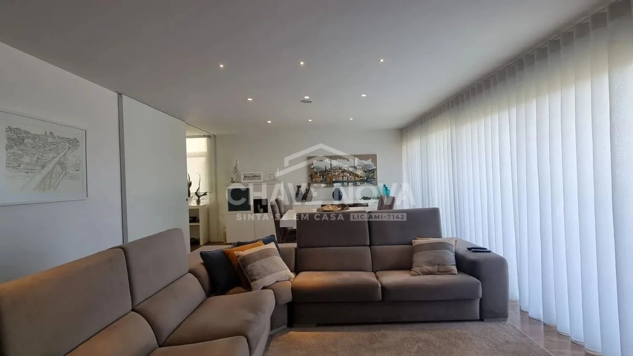 Apartamento T3 para Venda em Vila Nova de Gaia Foto 11