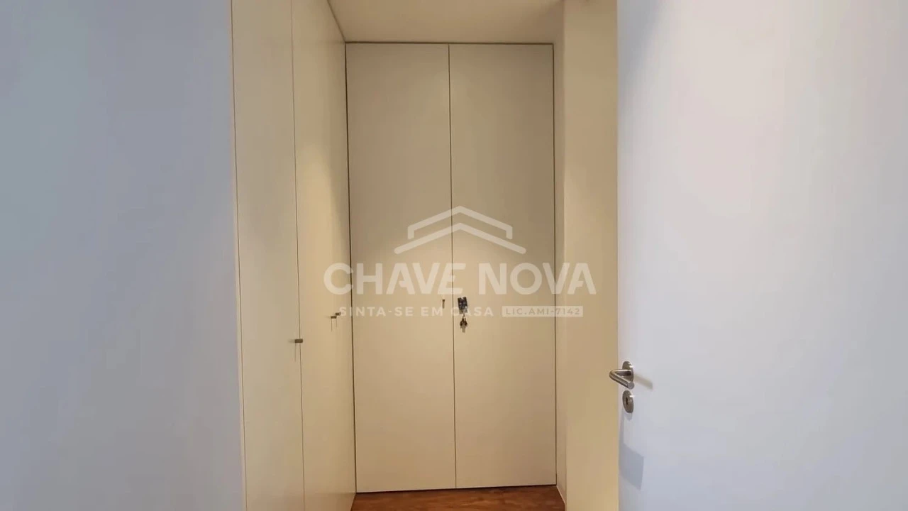 Apartamento T3 para Venda em Vila Nova de Gaia Foto 19