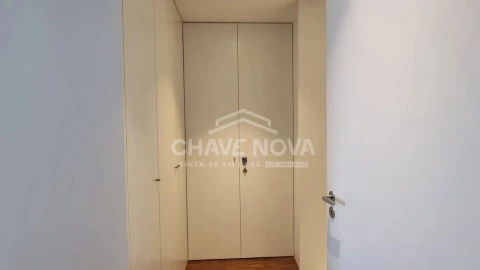 Apartamento T3 para Venda em Vila Nova de Gaia