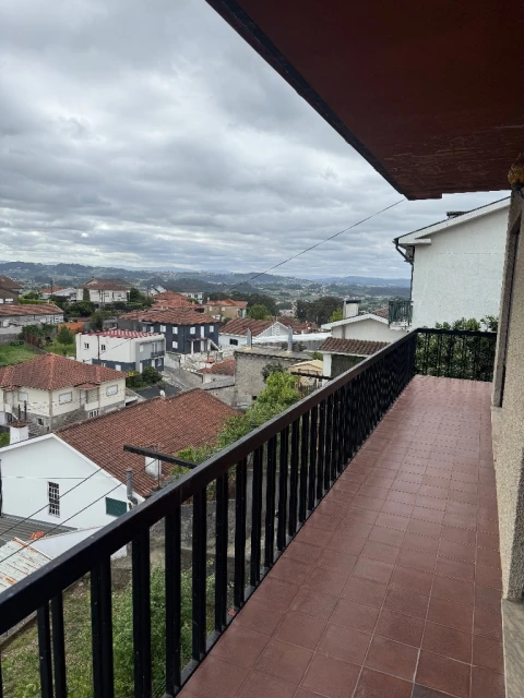 Moradia T3 para Arrendamento em Felgueiras
