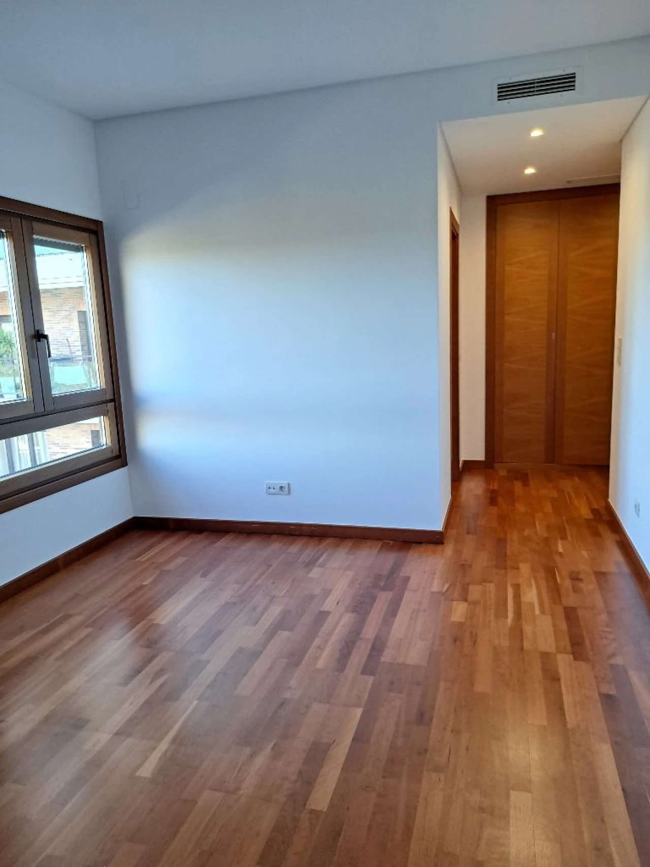 Apartamento T-2 para Arrendamento em Sacavém Foto 7