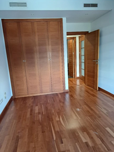 Apartamento T-2 para Arrendamento em Sacavém