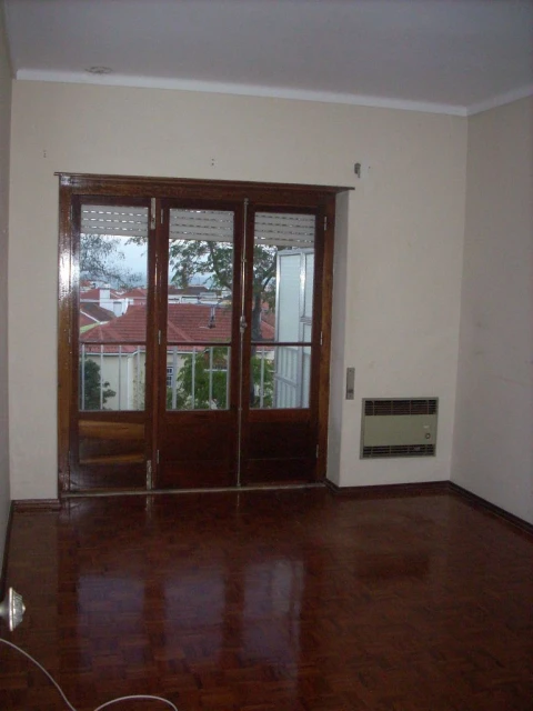 Apartamento T5 para Arrendamento em Paço de Arcos