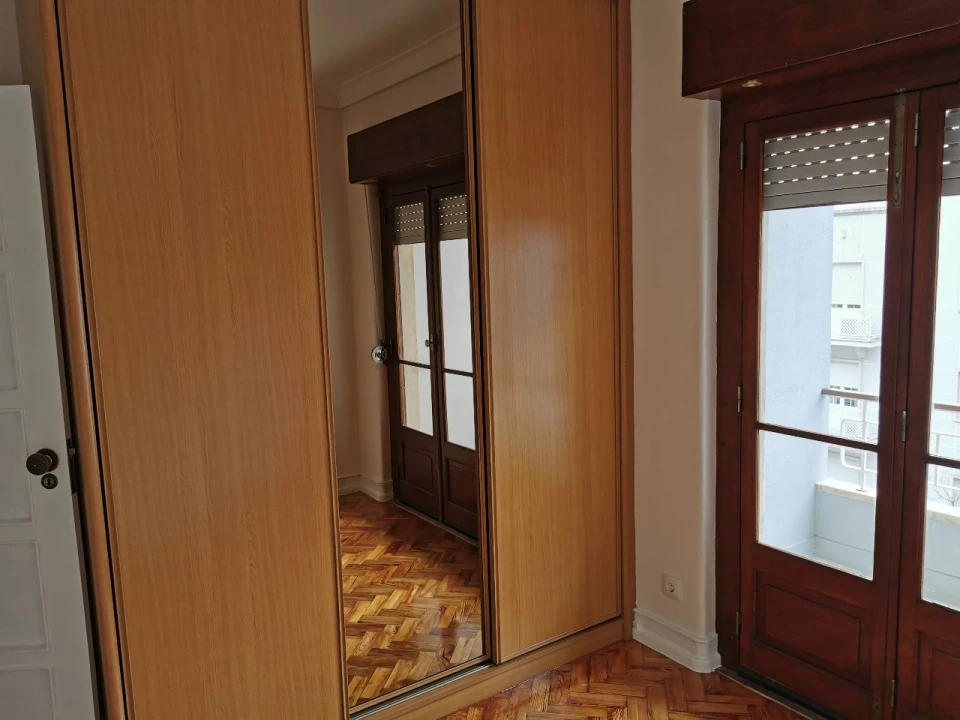 Moradia T2 para Arrendamento em Lisboa Foto 2