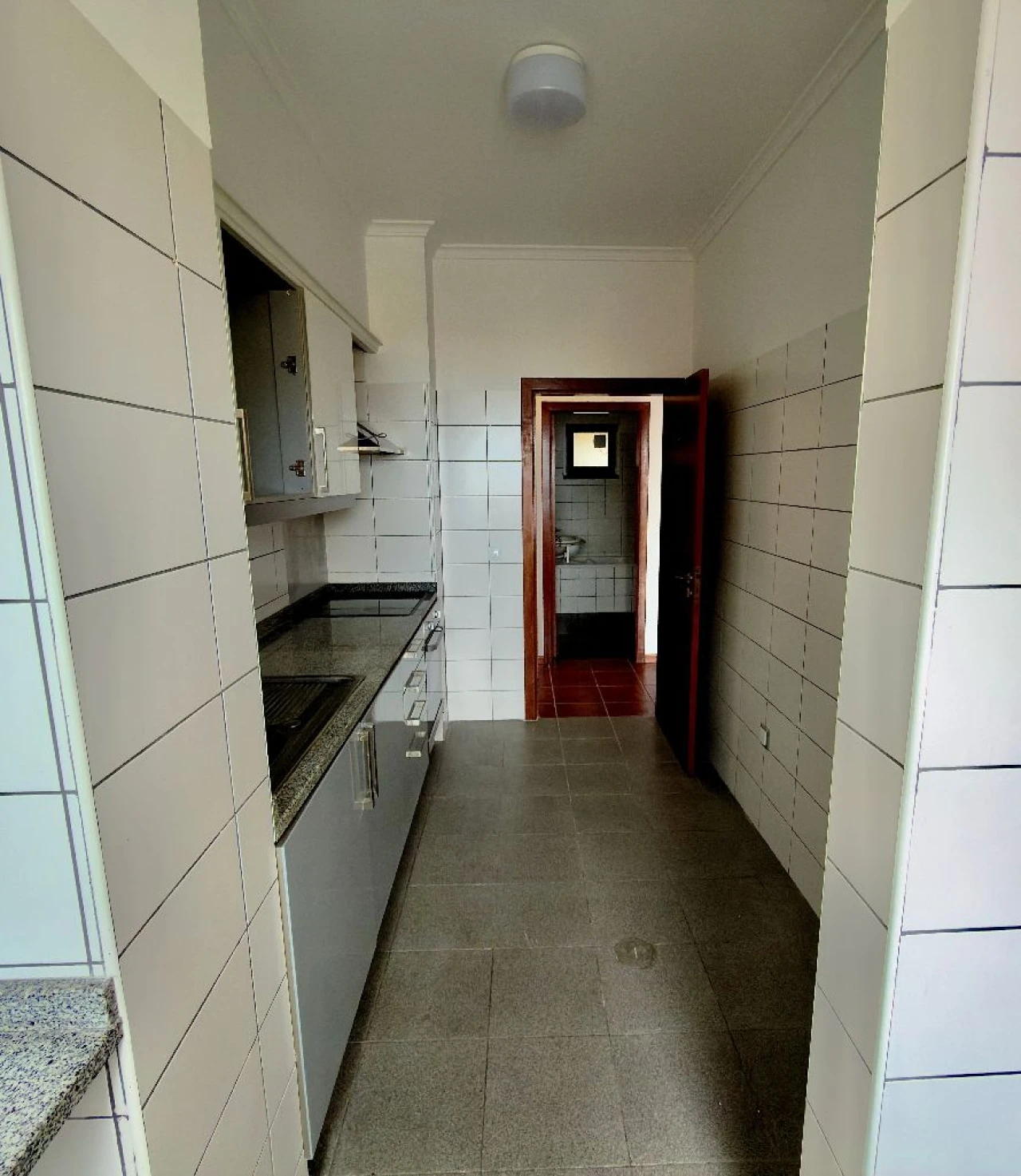 Apartamento T2 para Venda em Câmara de Lobos Foto 12