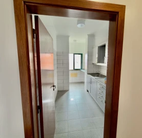 Apartamento T2 para Venda em Câmara de Lobos