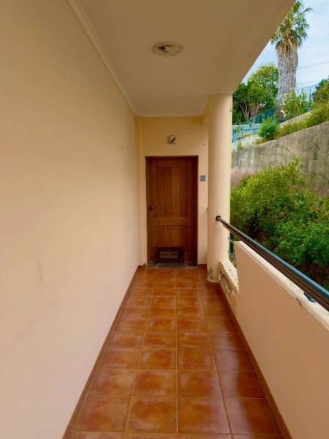 Apartamento T2 para Venda em Câmara de Lobos