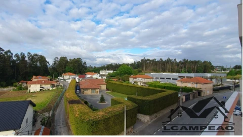 Apartamento T3 para Venda em Carvalhosa