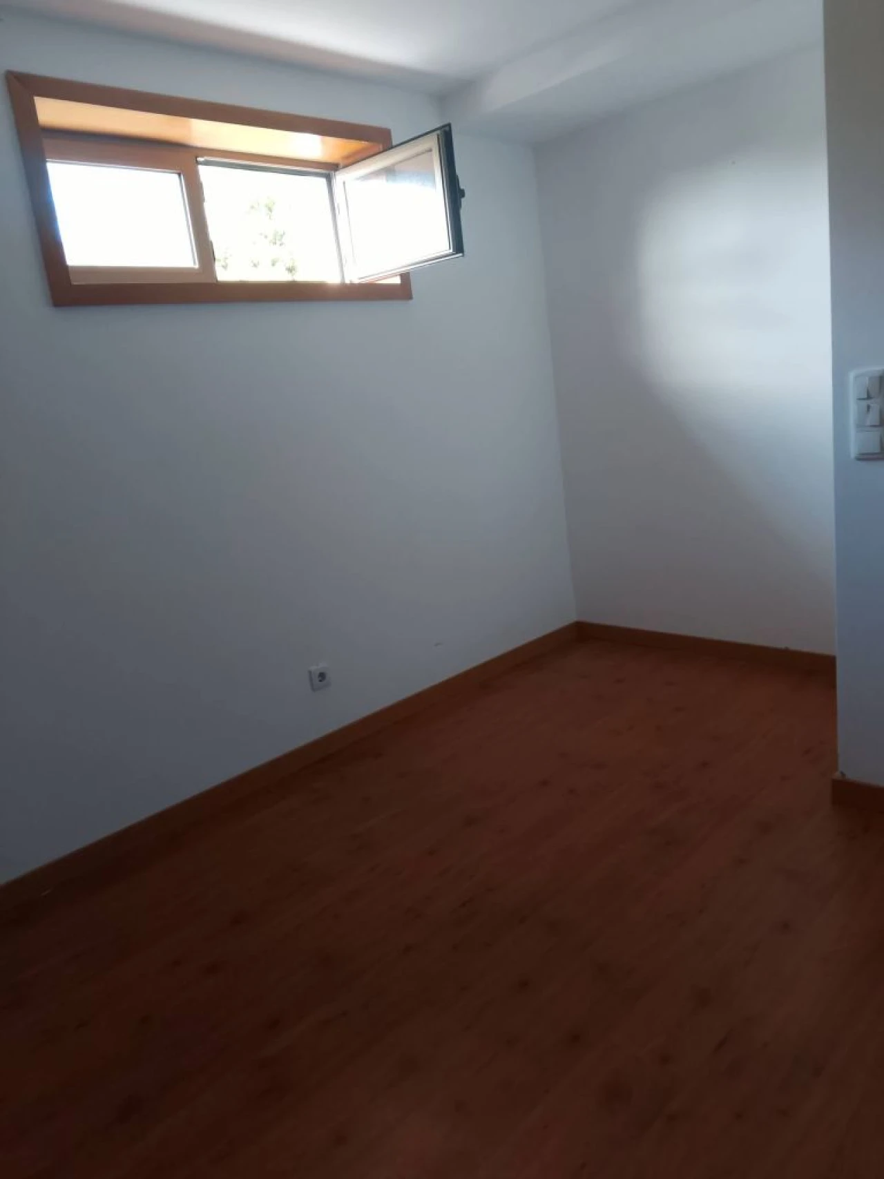 Moradia T2 para Arrendamento em Olival Foto 9