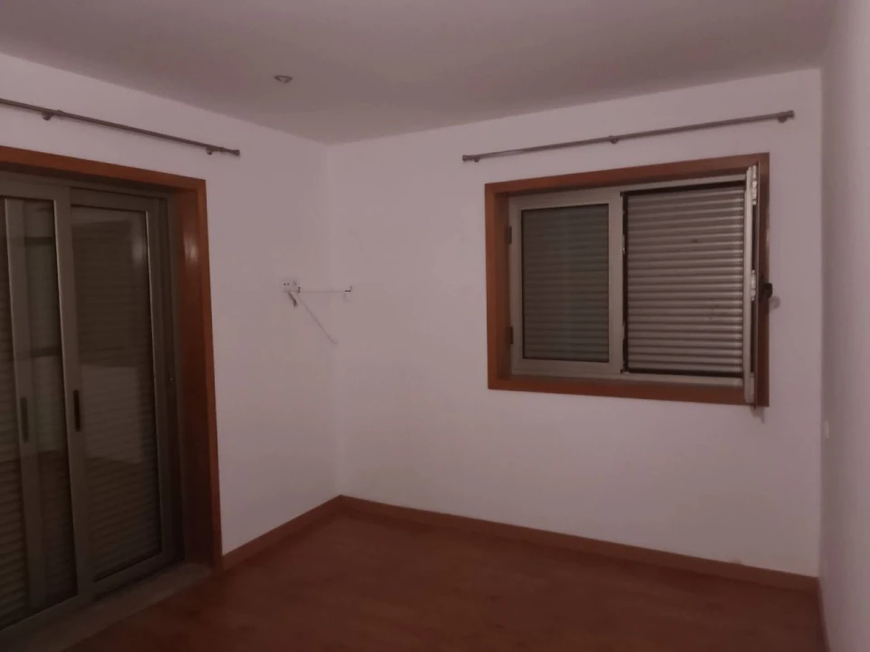 Moradia T2 para Arrendamento em Olival Foto 12