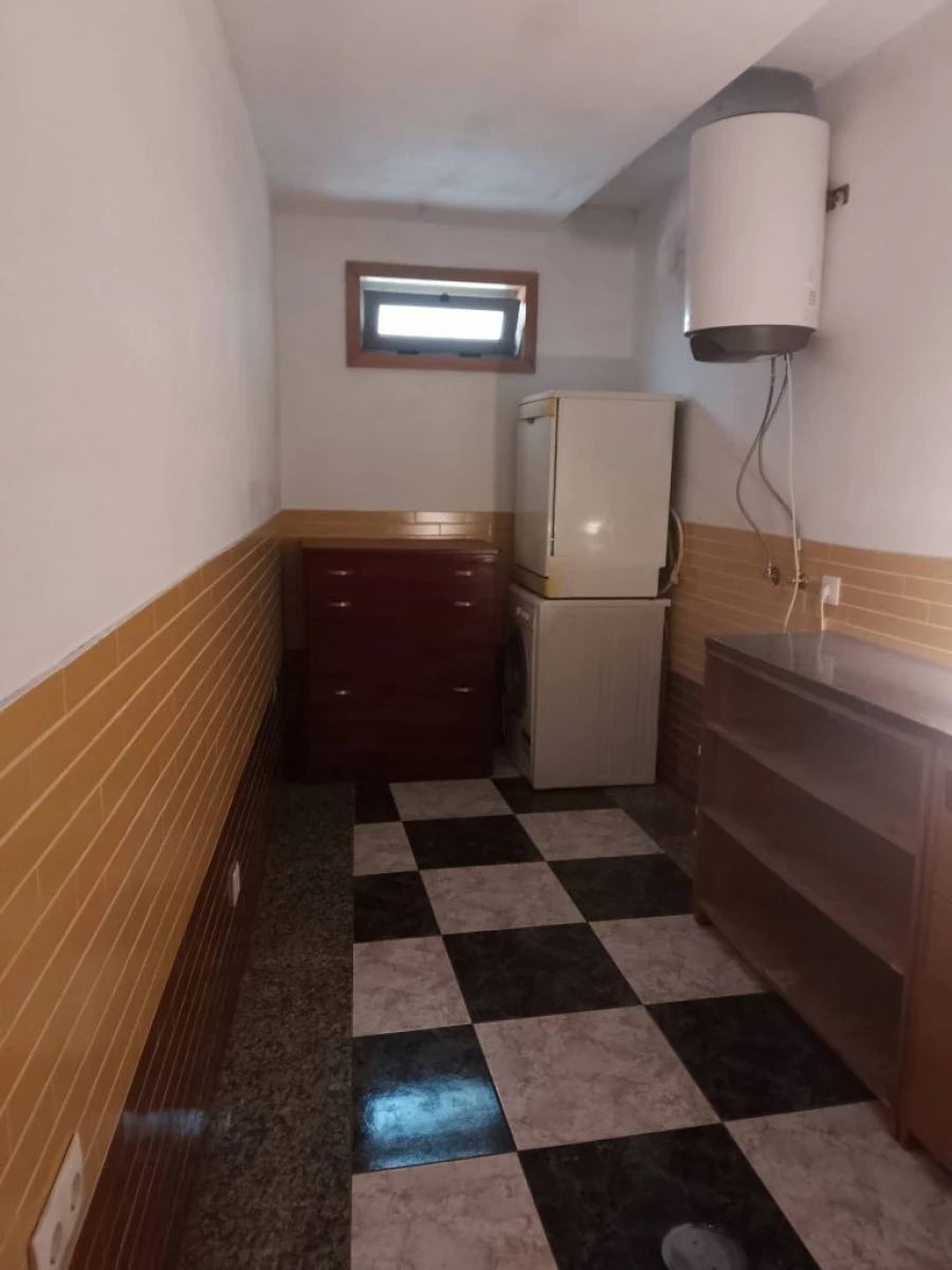 Moradia T2 para Arrendamento em Olival Foto 19