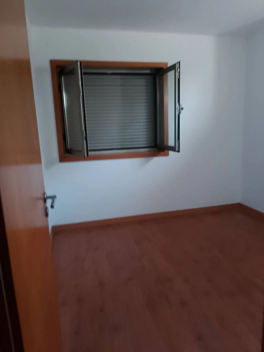 Moradia T2 para Arrendamento em Olival Foto 14