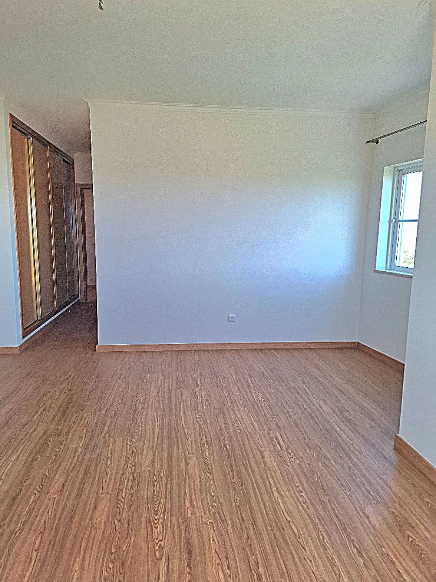 Apartamento T3 para Venda em Montenegro Foto 30