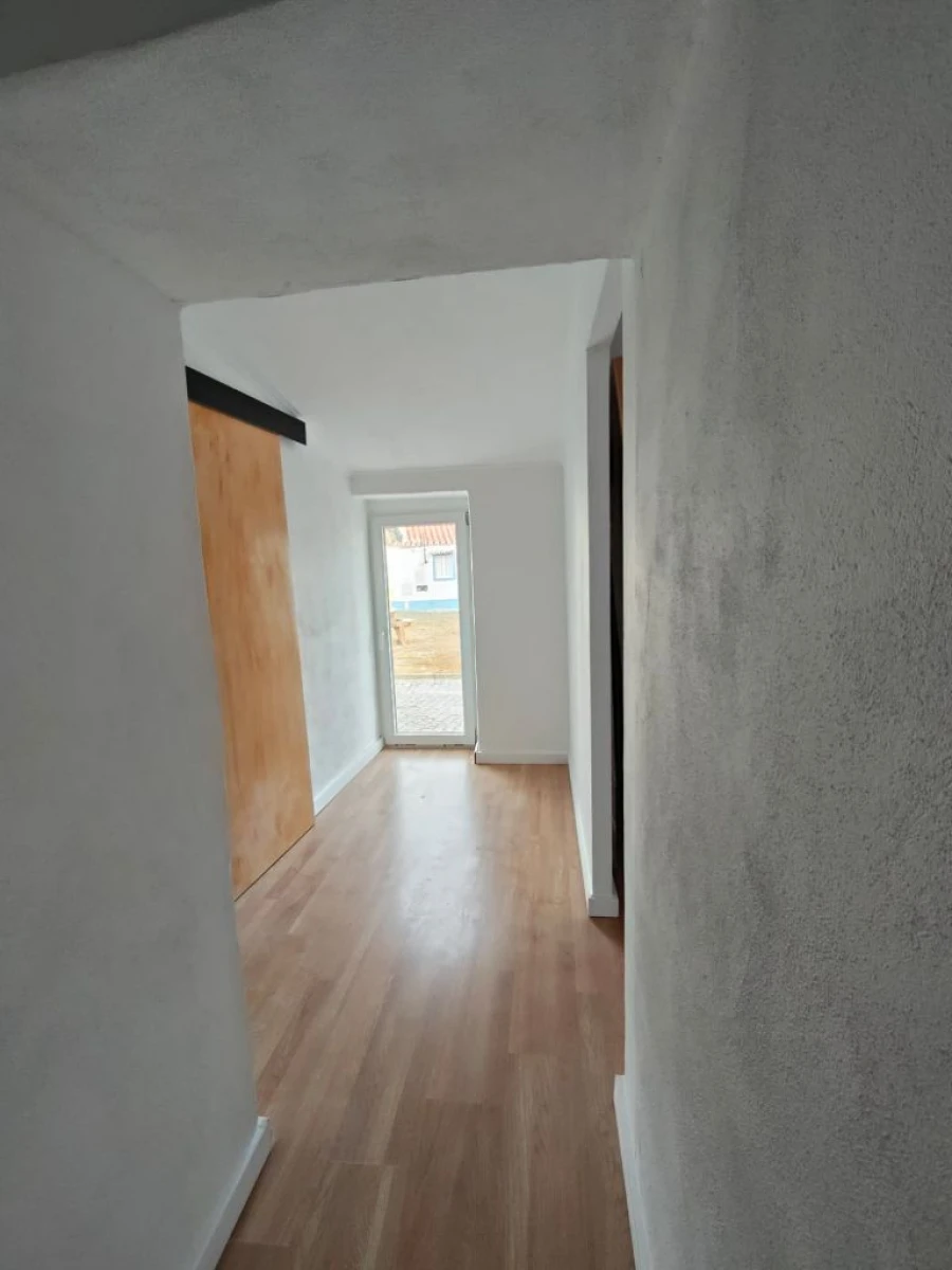 Moradia T3 para Venda em Ilha do Castelo Foto 13