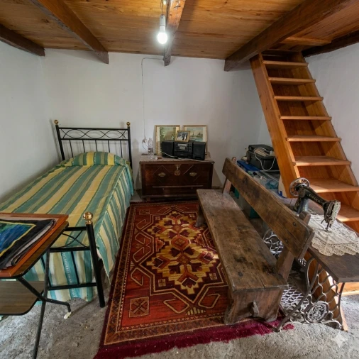 Moradia T2 para Venda em Serra de Água Foto 3