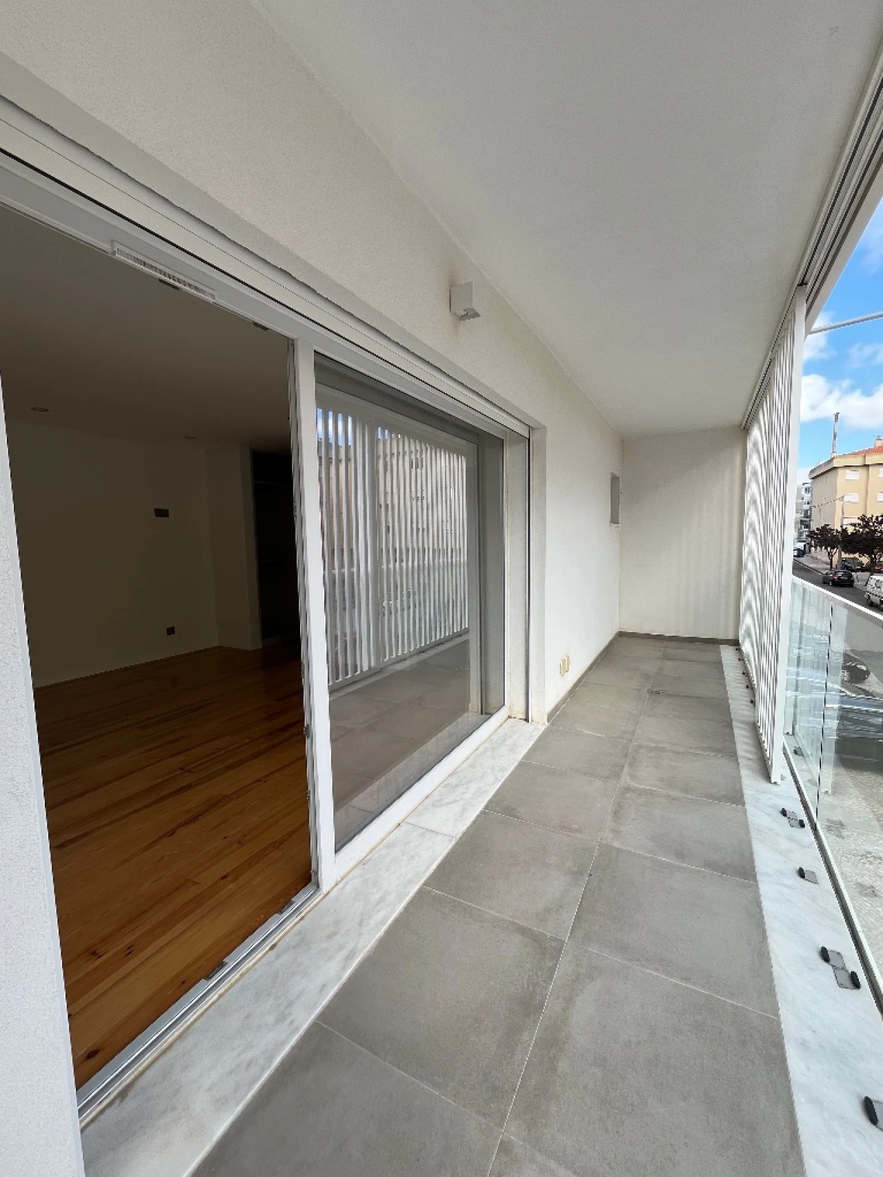 Apartamento T4 para Arrendamento em Estoril Foto 8