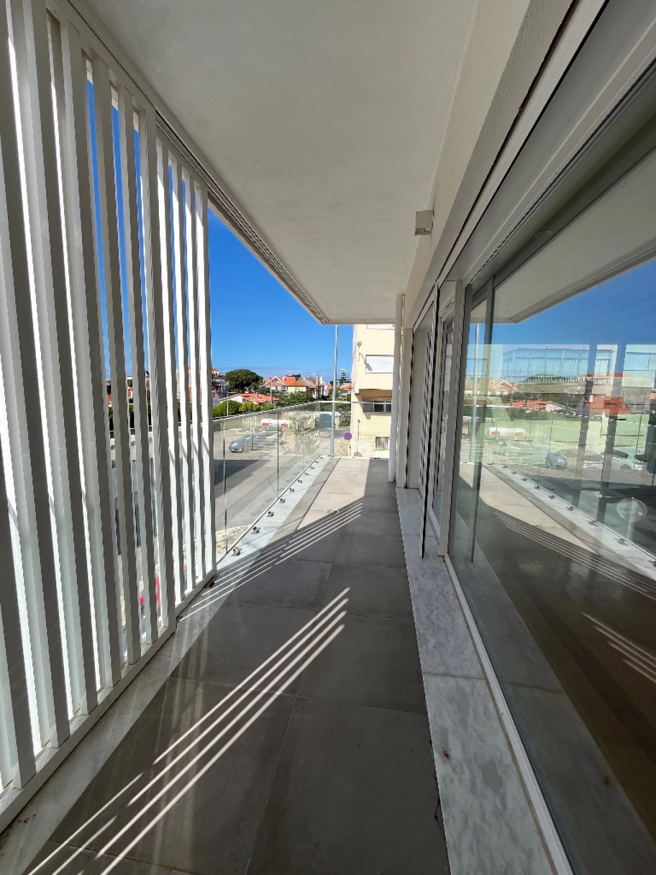 Apartamento T4 para Arrendamento em Estoril Foto 10