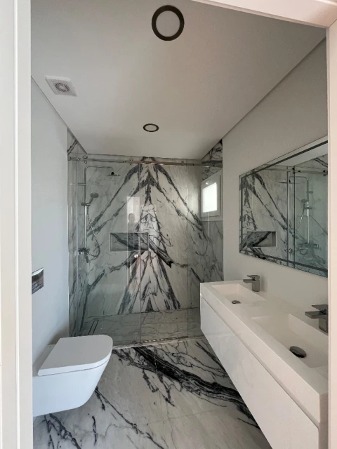 Apartamento T4 para Arrendamento em Estoril