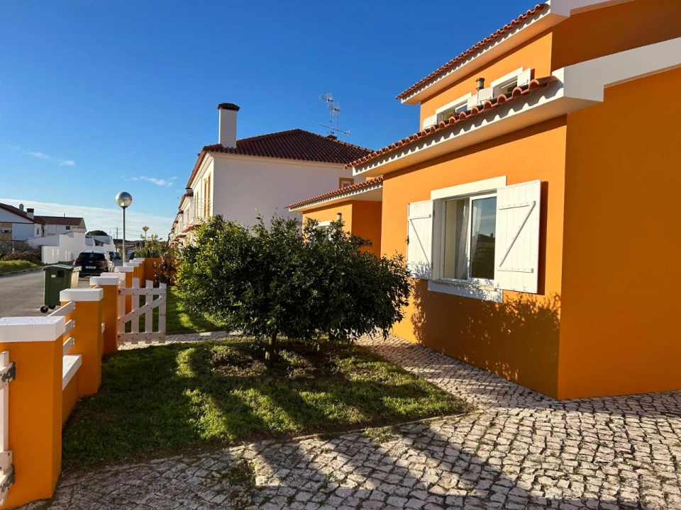 Moradia T3 para Venda em Alfeizerão Foto 40