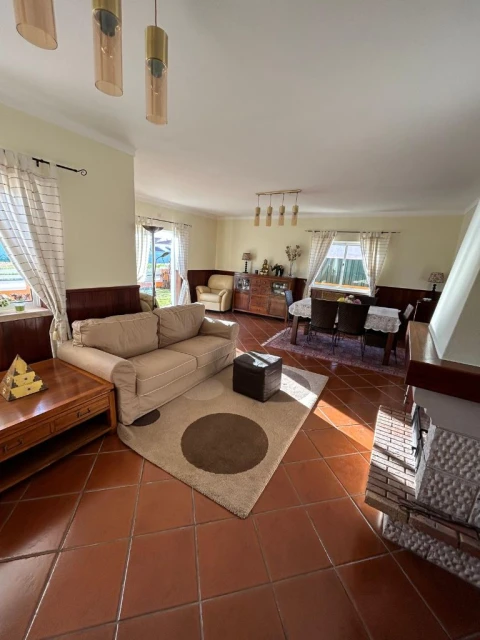 Moradia T3 para Venda em Alfeizerão