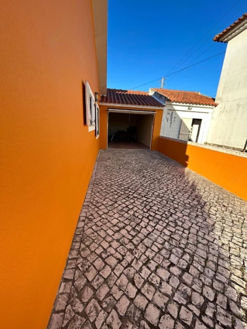 Moradia T3 para Venda em Alfeizerão