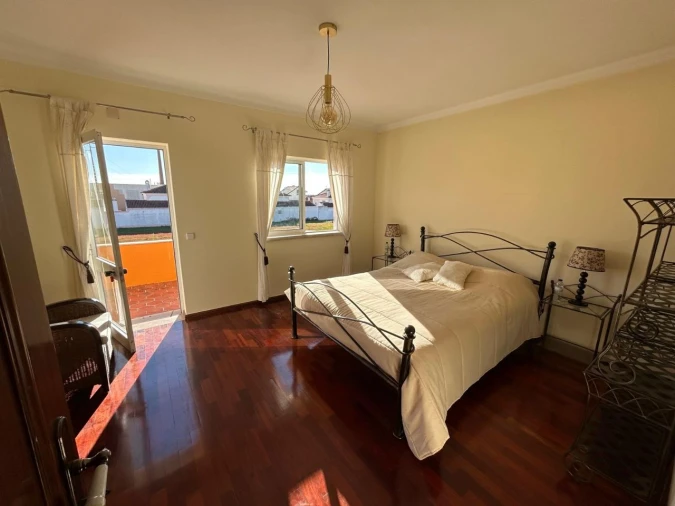 Moradia T3 para Venda em Alfeizerão Foto 2