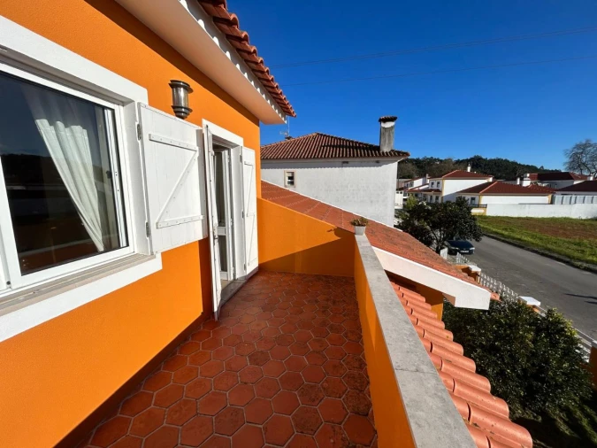 Moradia T3 para Venda em Alfeizerão Foto 6