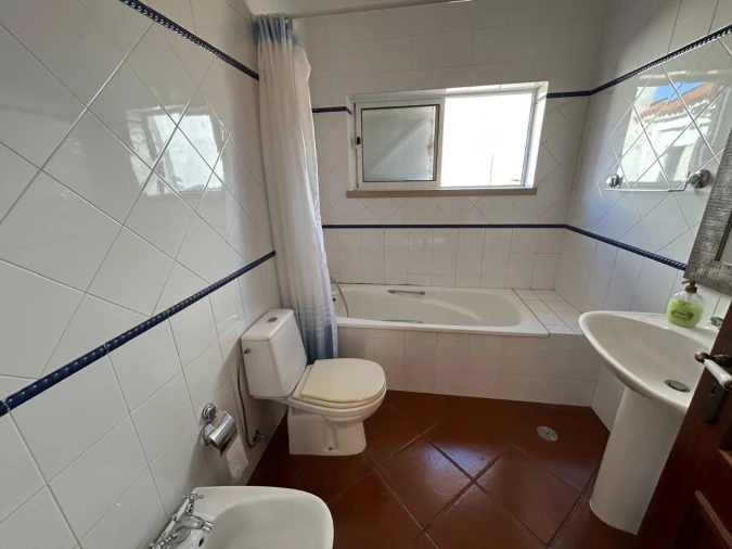 Moradia T3 para Venda em Alfeizerão Foto 25