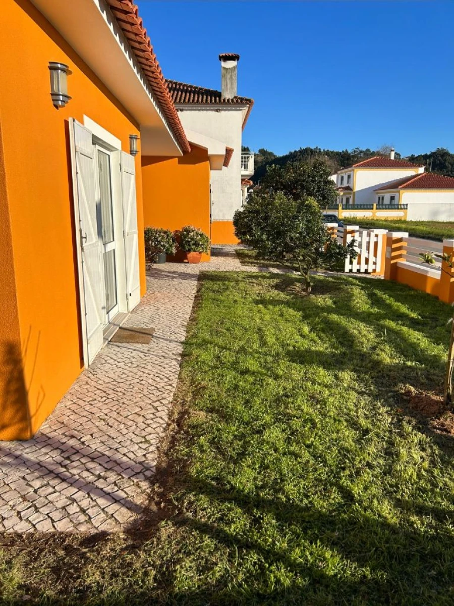 Moradia T3 para Venda em Alfeizerão Foto 38