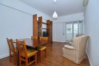 Apartamento T2 para Arrendamento em Lisboa