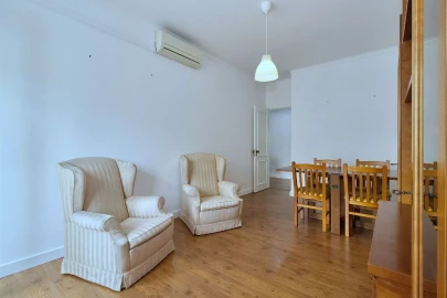 Apartamento T2 para Arrendamento em Lisboa