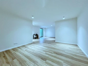 Moradia T4 para Venda em Parede