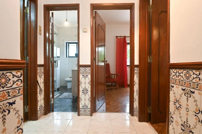 Moradia T3 para Venda em Queijas